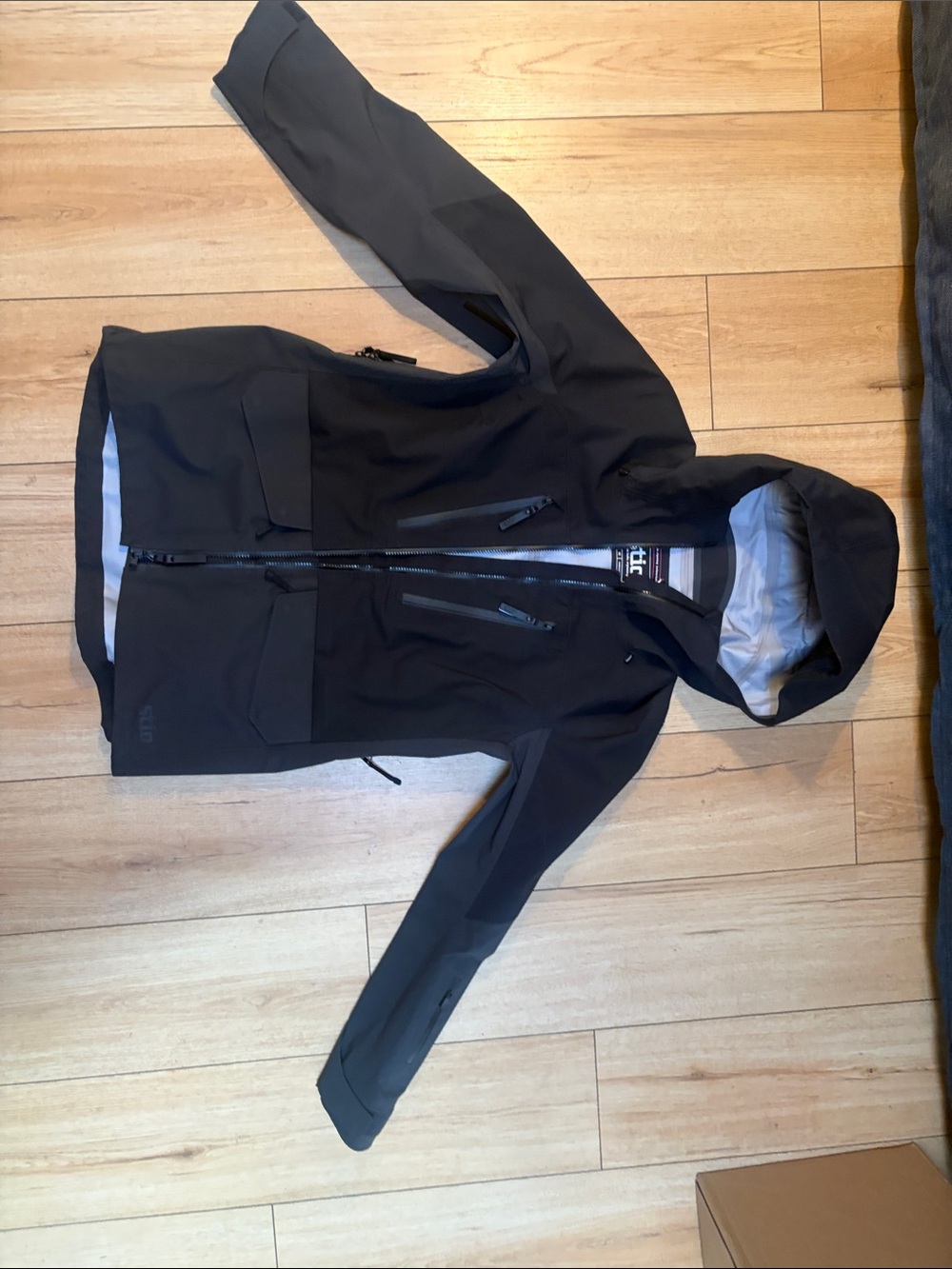 Stio Women’s Figment Ski jacket - Picture 5 of 5